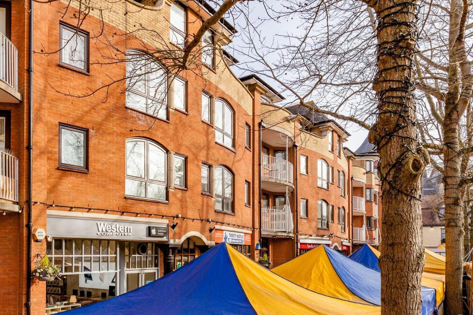 New Bright And Sunny Flat In Oxford City Centre المظهر الخارجي الصورة