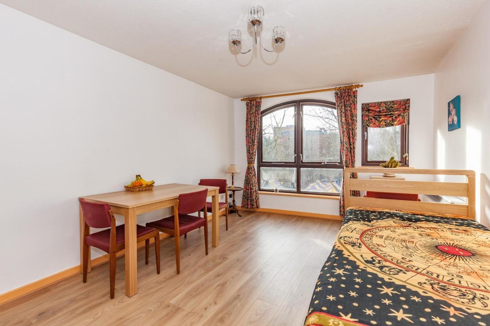 New Bright And Sunny Flat In Oxford City Centre المظهر الخارجي الصورة